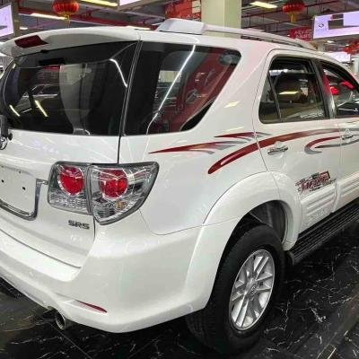 TOYOTA FORTUNER SR5