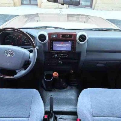 TOYOTA LAND CRUISER